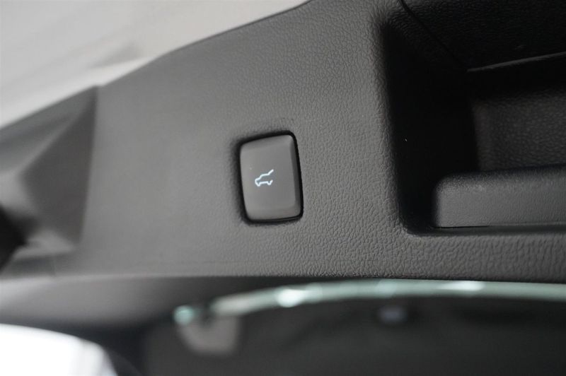 Ford Kuga bild 20