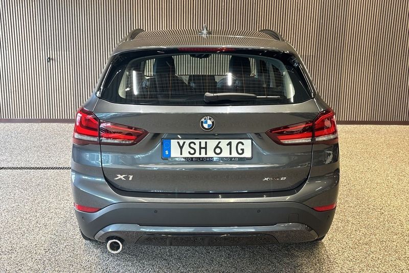 BMW X1 bild 8