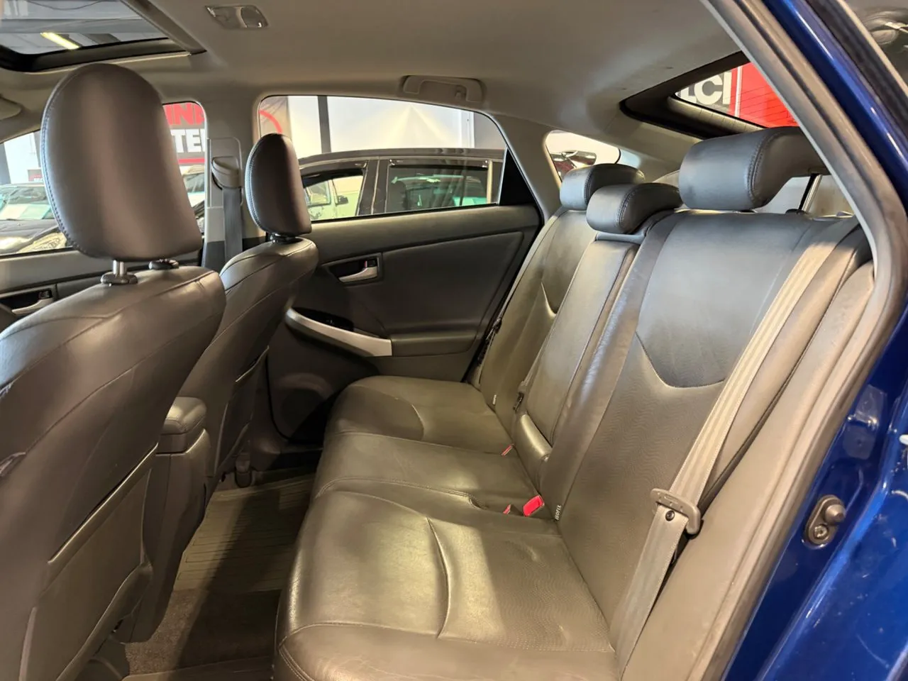 Vehicle image 21