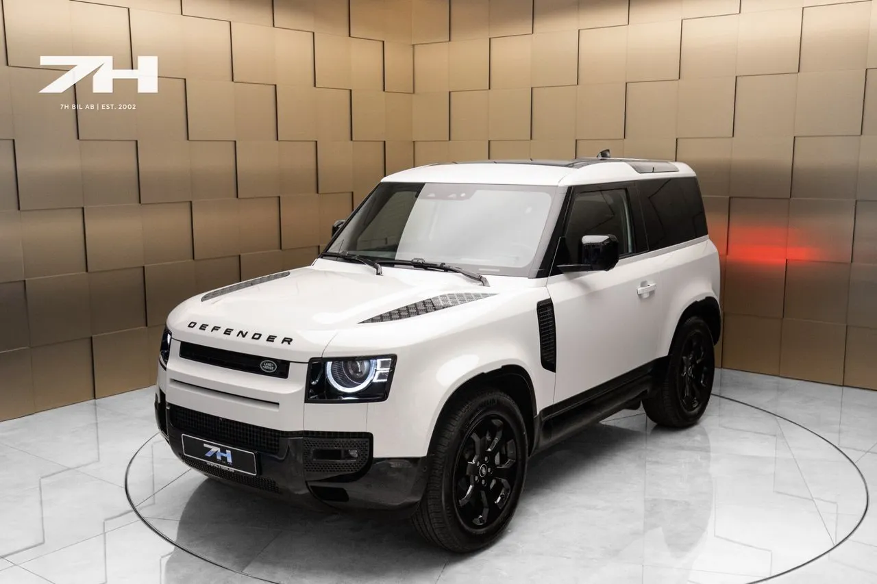 Vehicle image 24