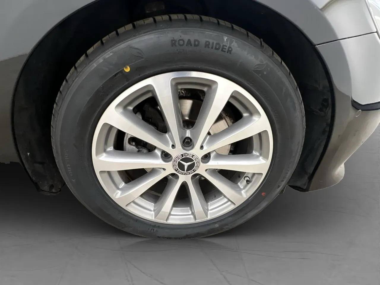 Vehicle image 36