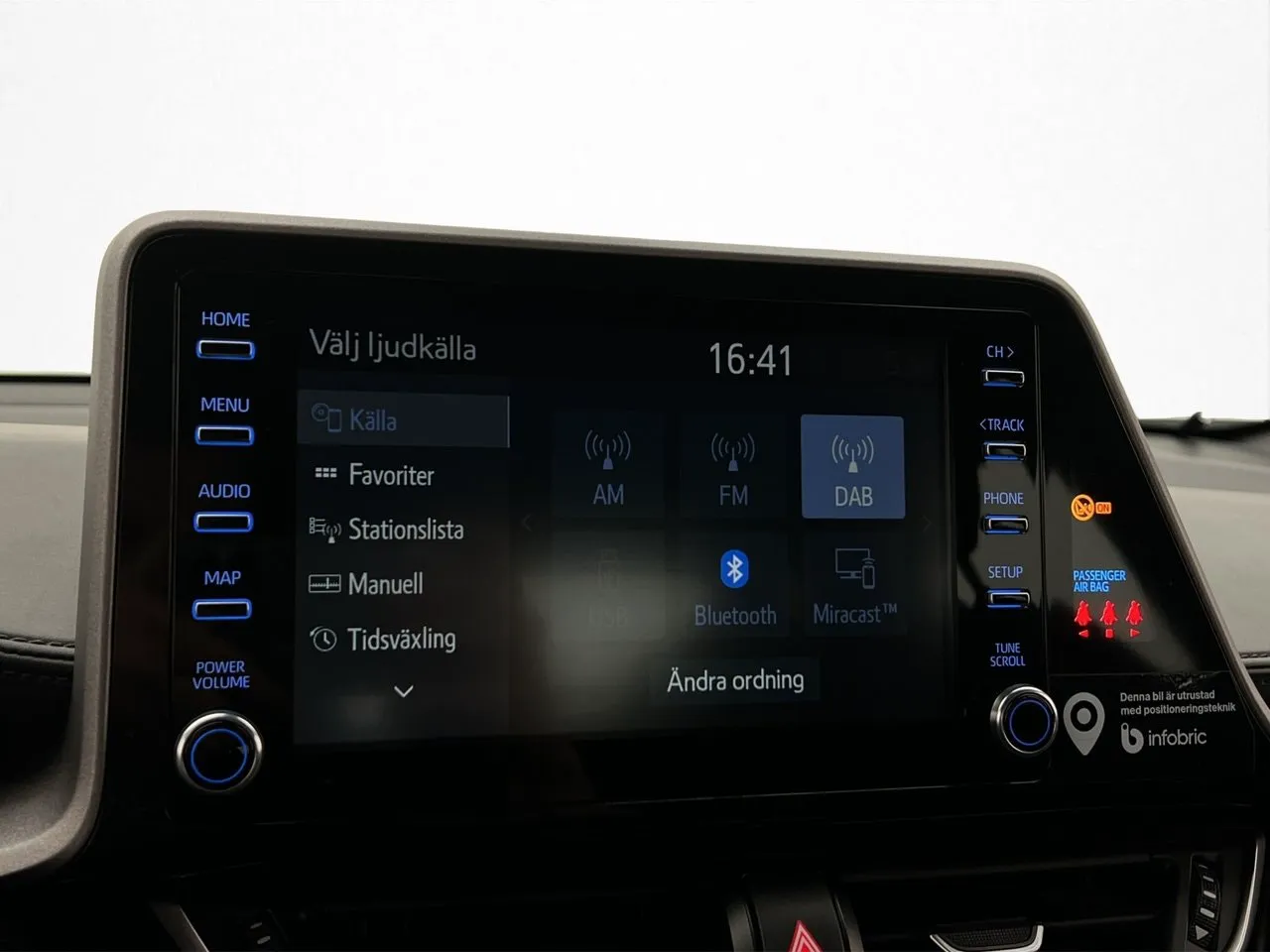 Vehicle image 20