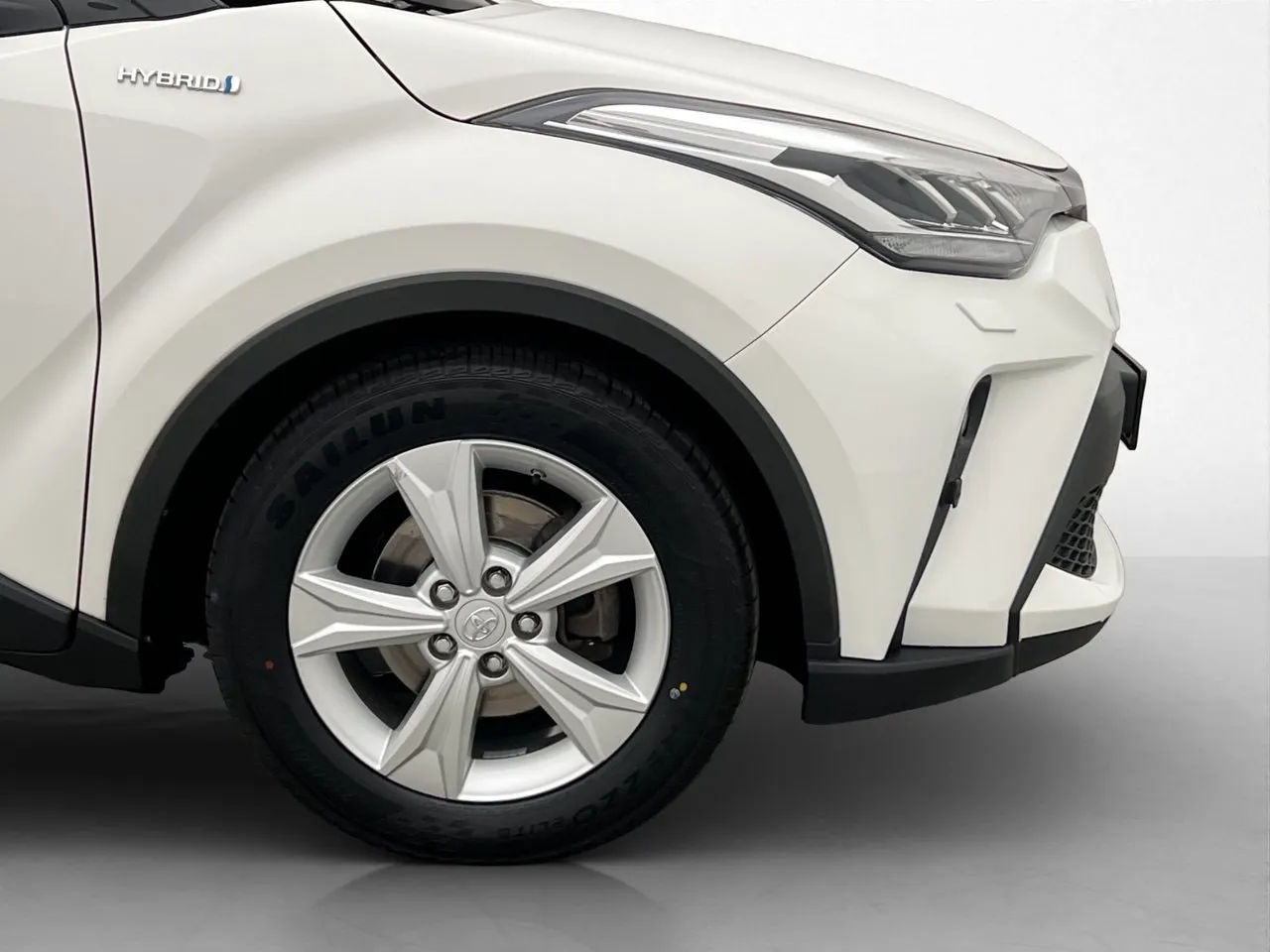 Vehicle image 30