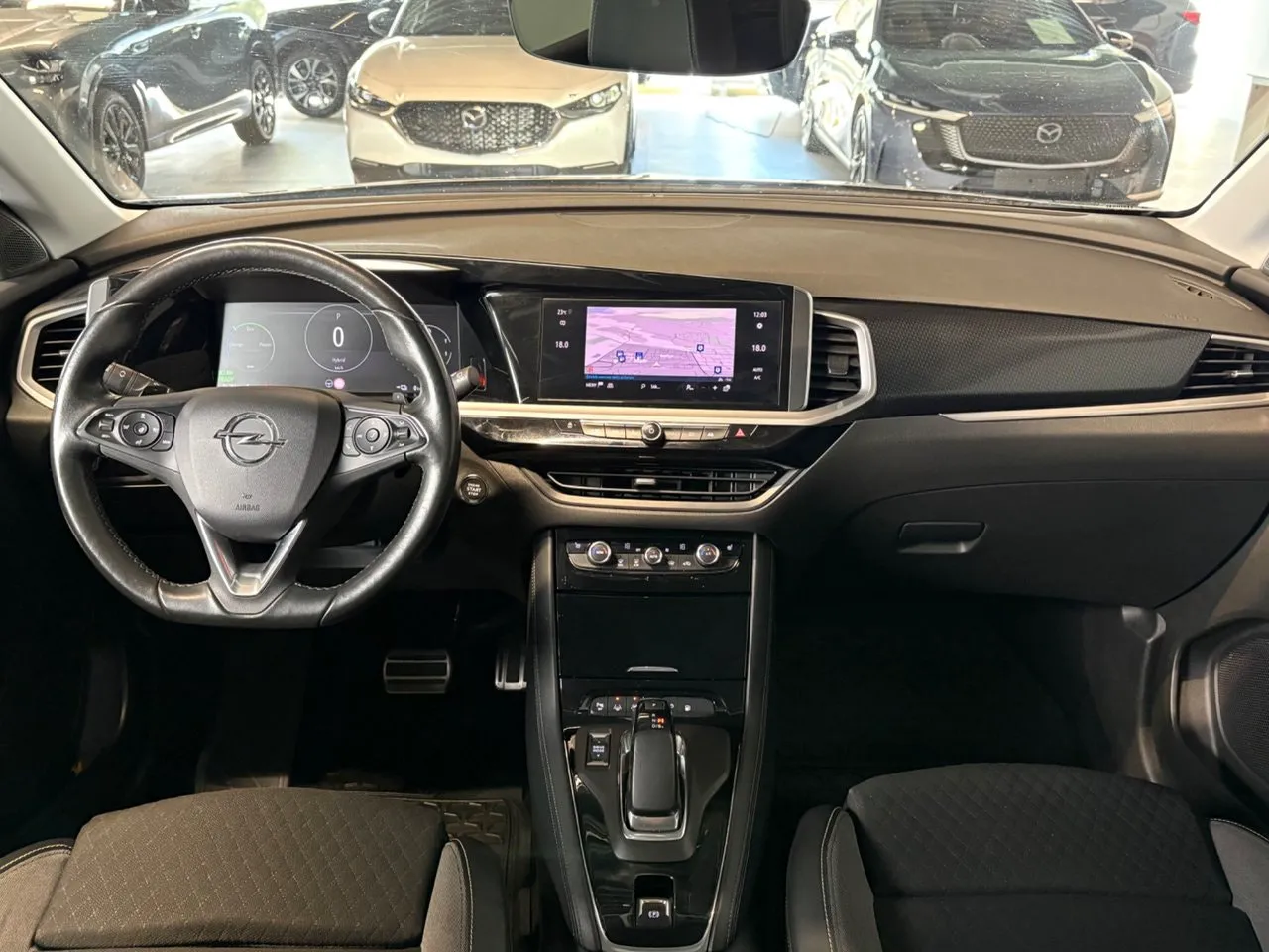 Vehicle image 11