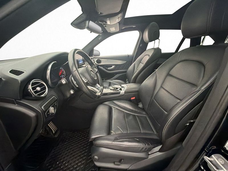 Mercedes GLC220 bild 12