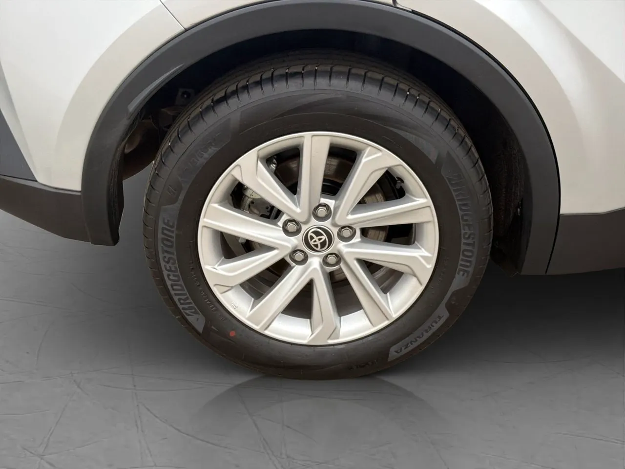 Vehicle image 31