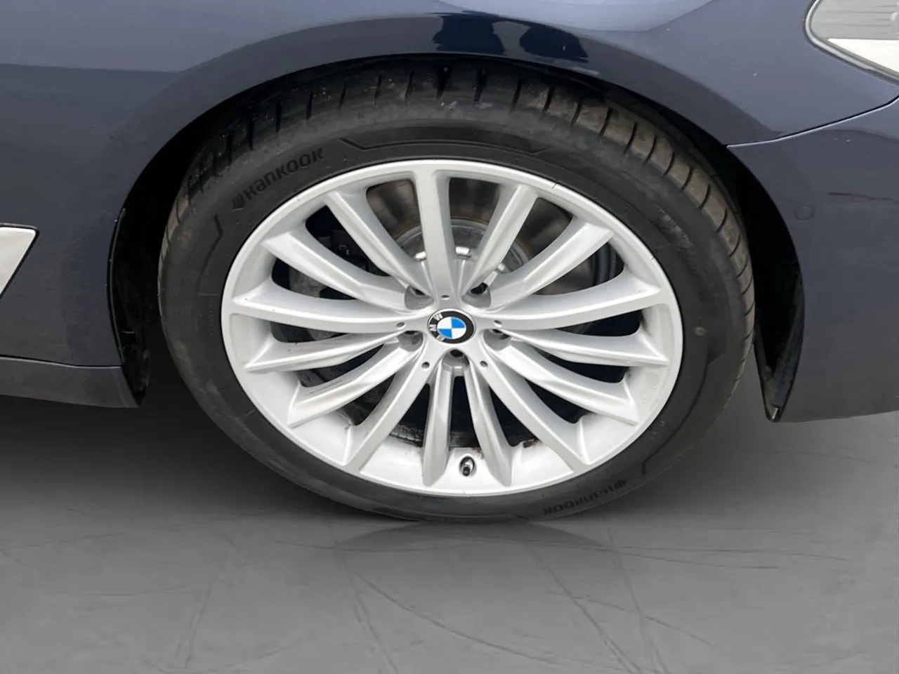 Vehicle image 36