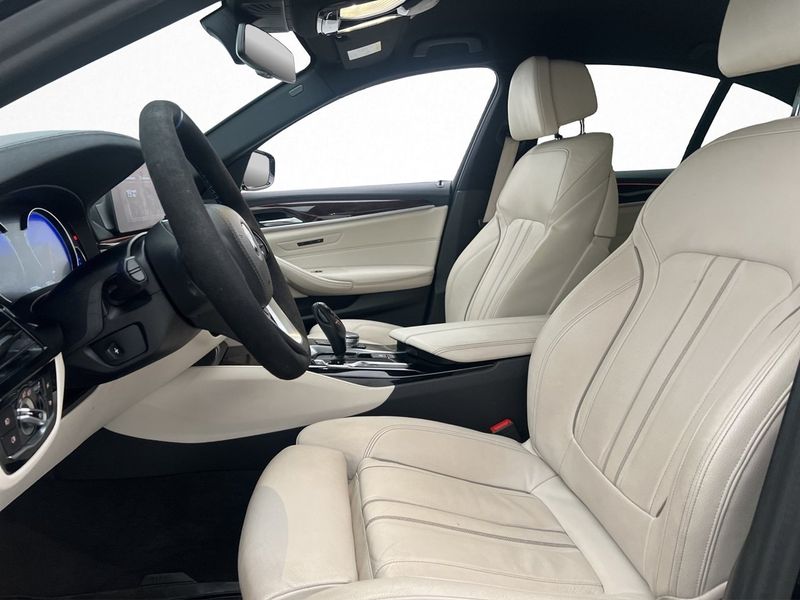 BMW 520 bild 12