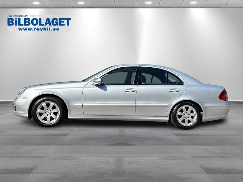 Mercedes E220 bild 2