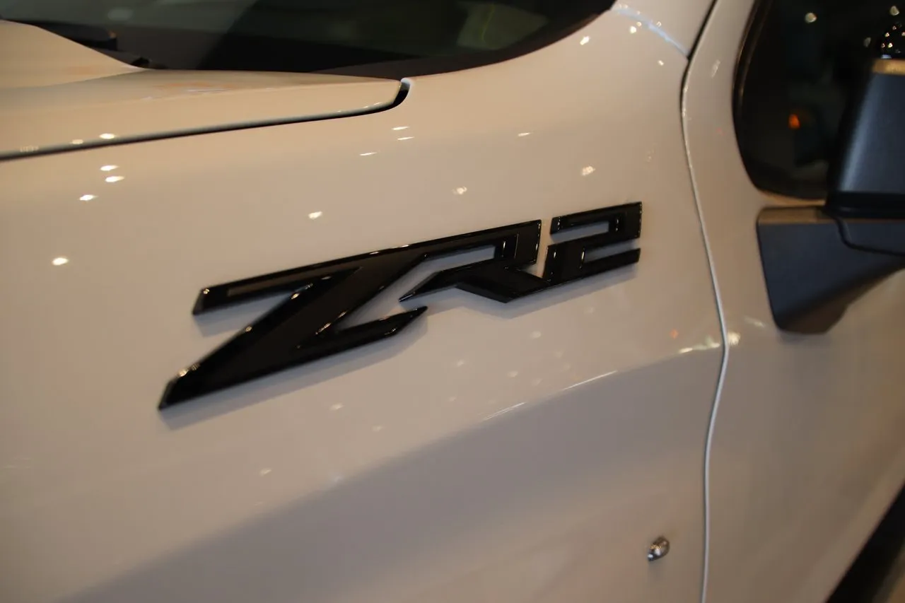 Vehicle image 23