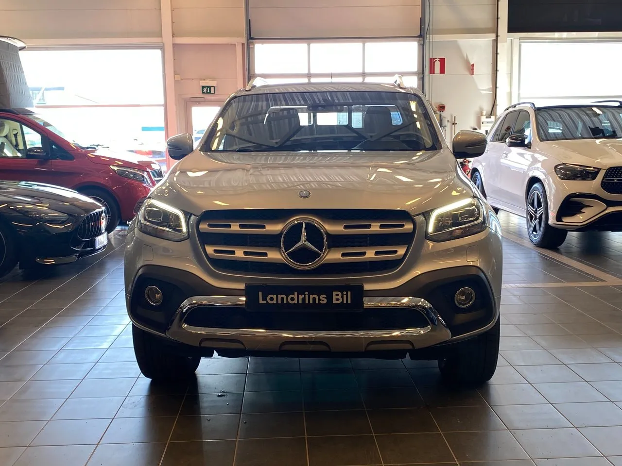 Vehicle image 1