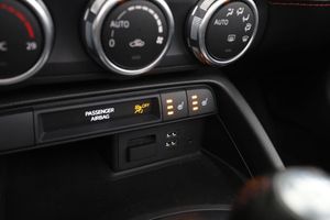 Mazda MX-5 bild 23