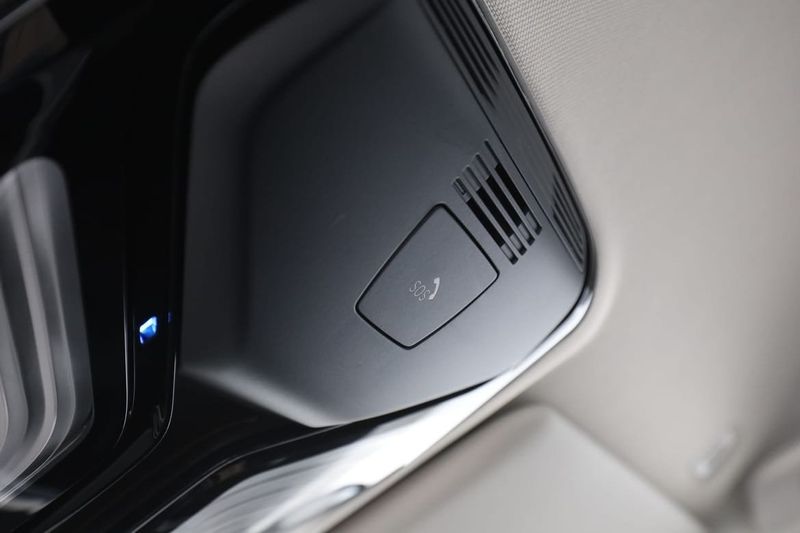 BMW 330 bild 33