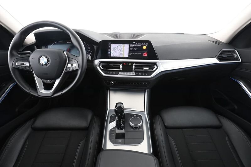 BMW 330 bild 13