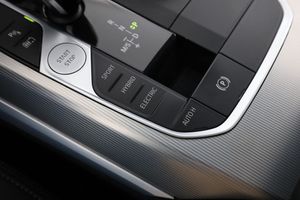 BMW 330 bild 30