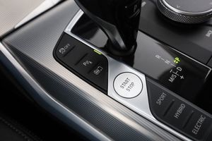 BMW 330 bild 31