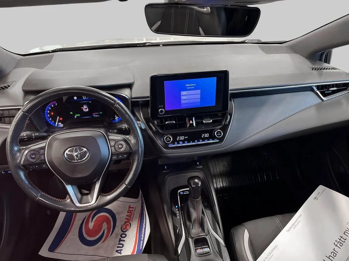 Vehicle image 11