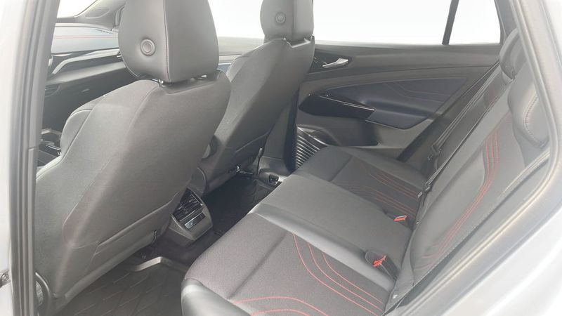 Volkswagen ID.4 bild 12