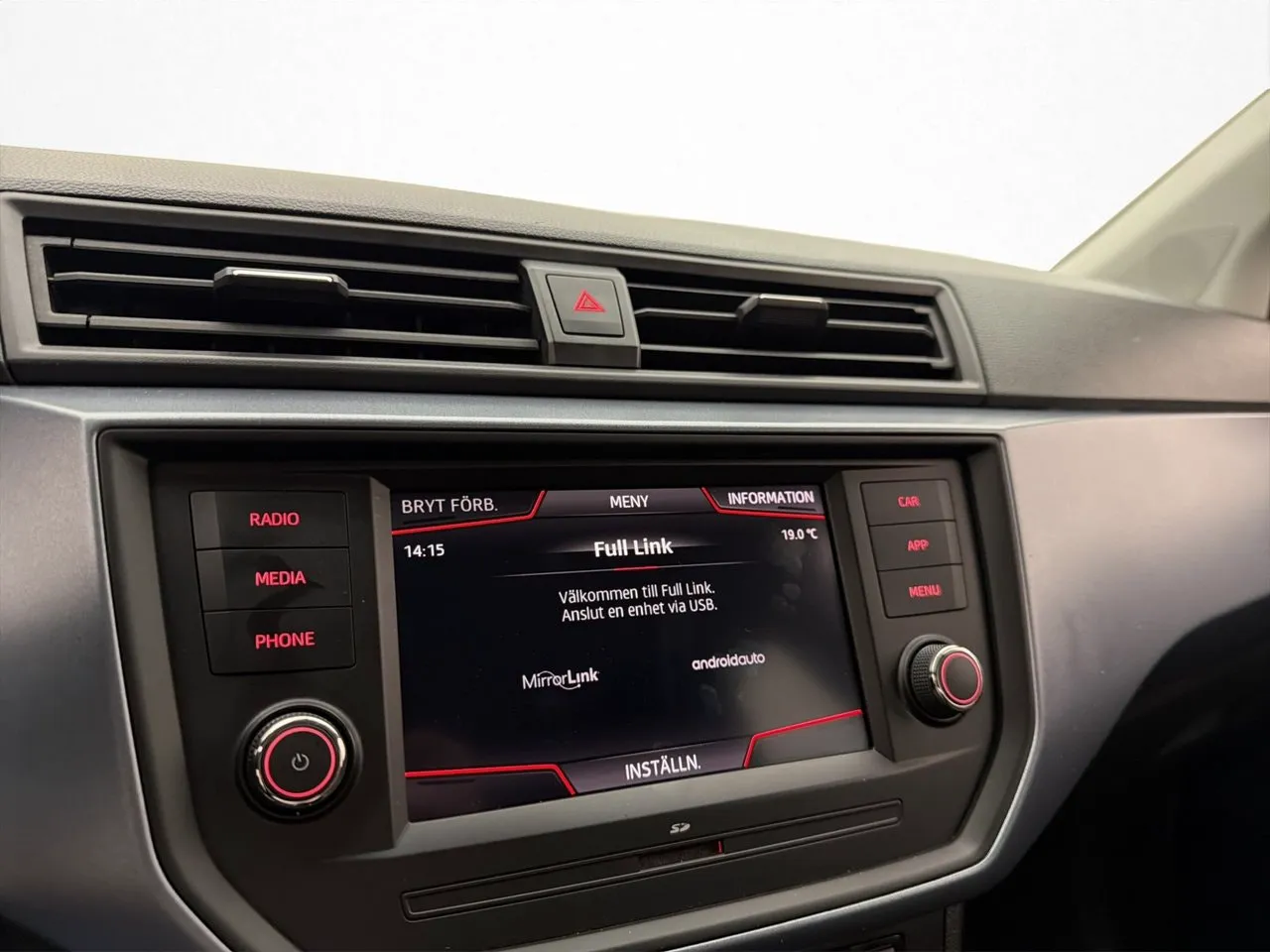 Vehicle image 14