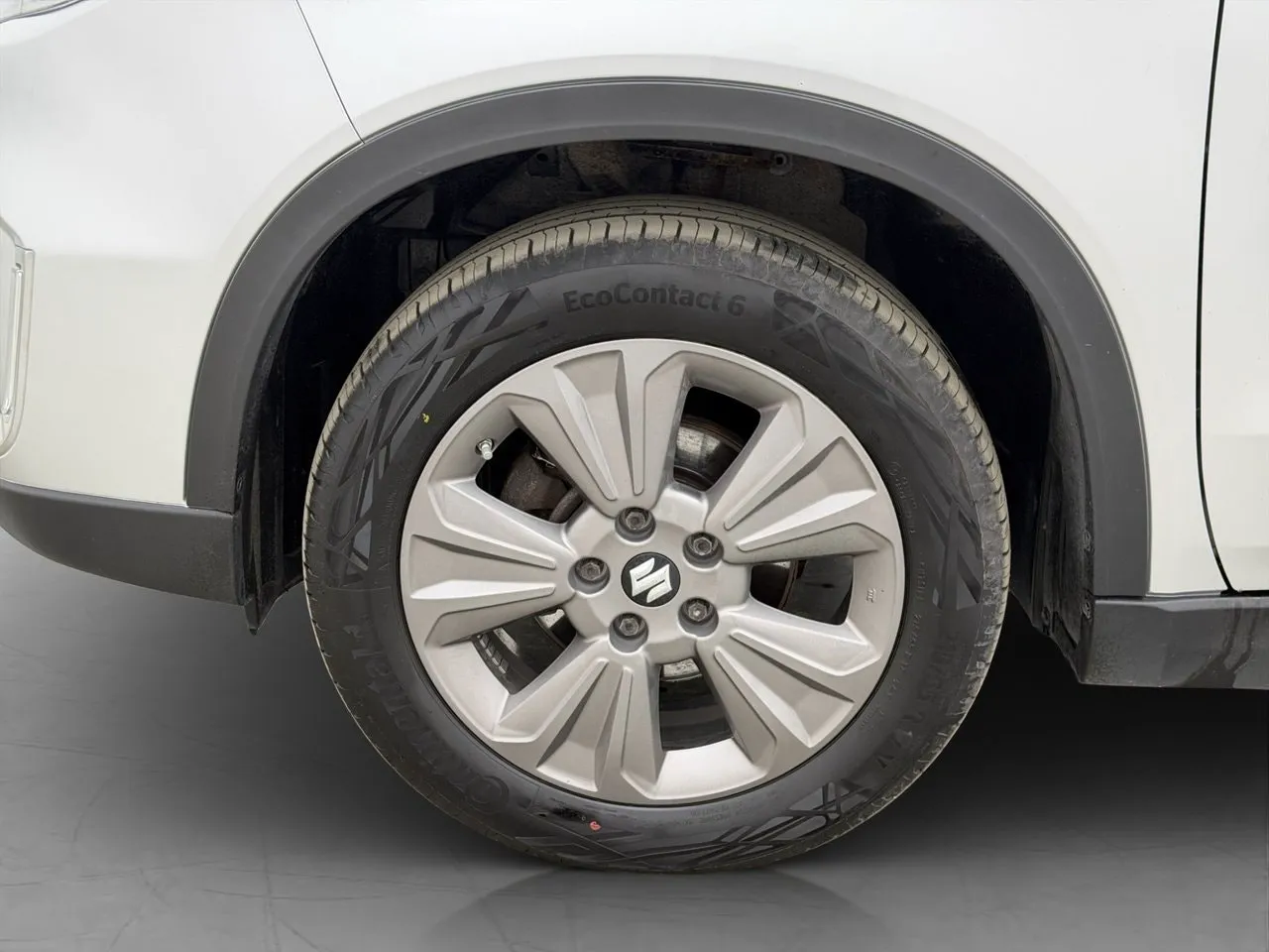 Vehicle image 22