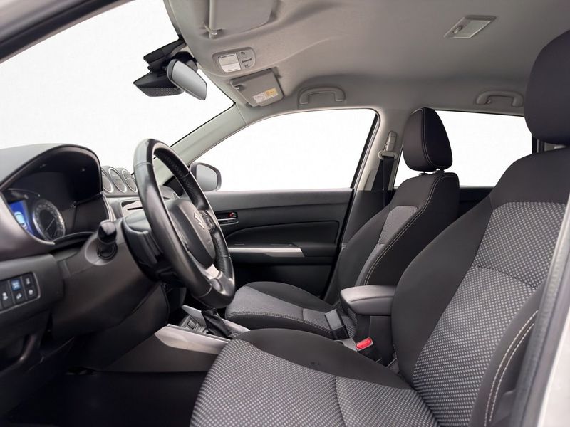 Suzuki Vitara bild 11