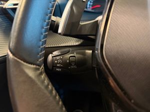 Peugeot 208 bild 15