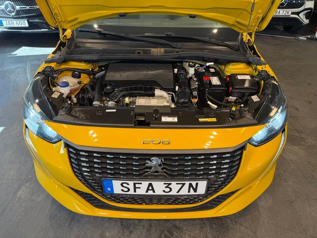 Vehicle image 21