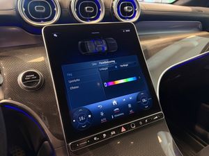 Mercedes GLC300 bild 15