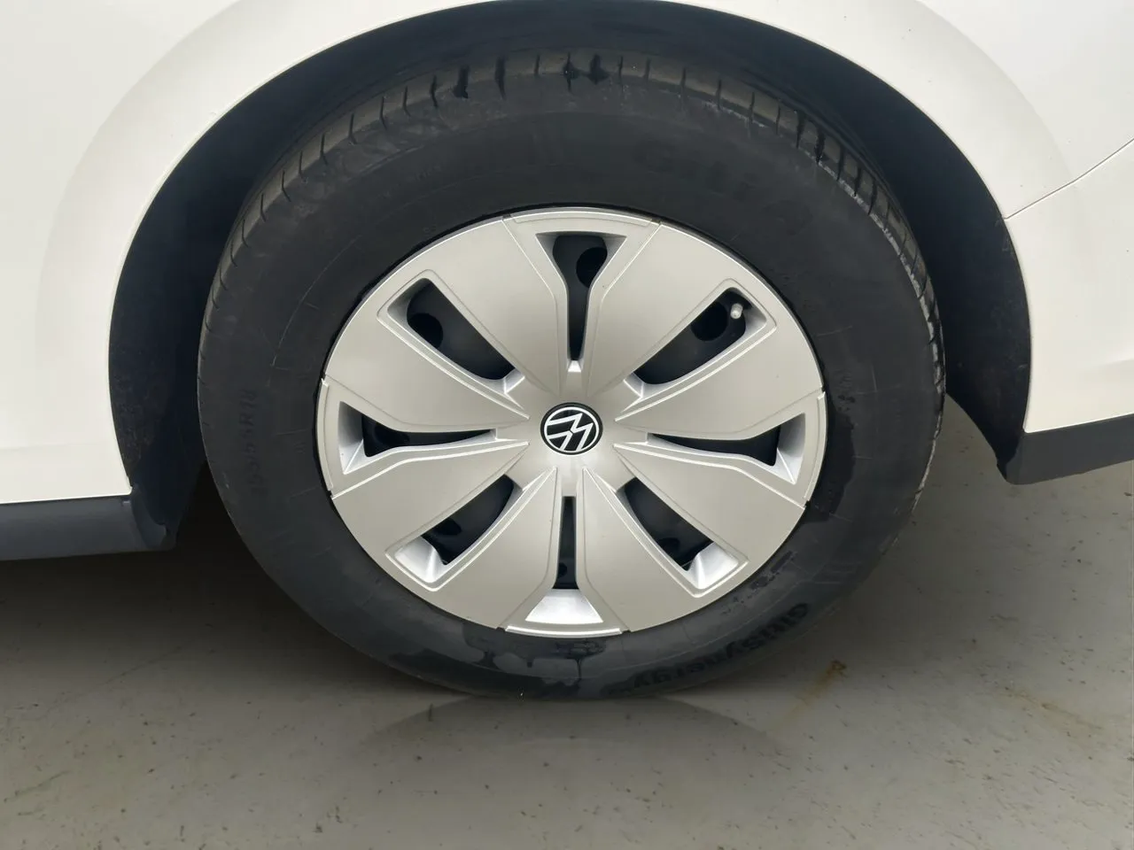 Vehicle image 31