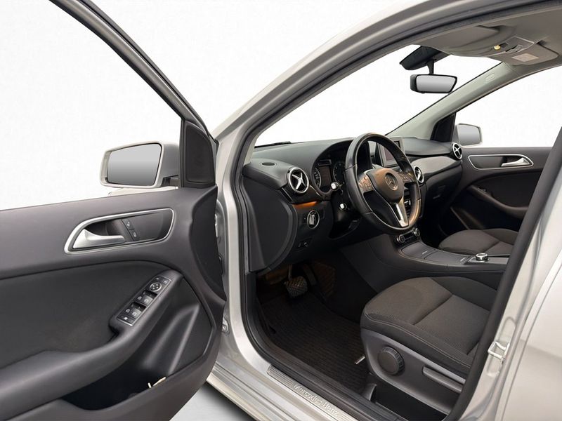 Mercedes B180 bild 10