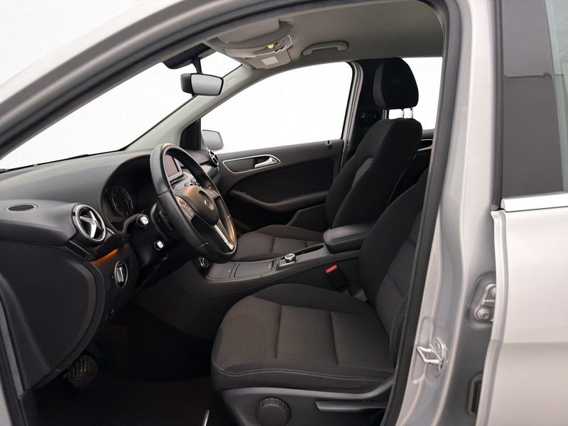 Mercedes B180 bild 11