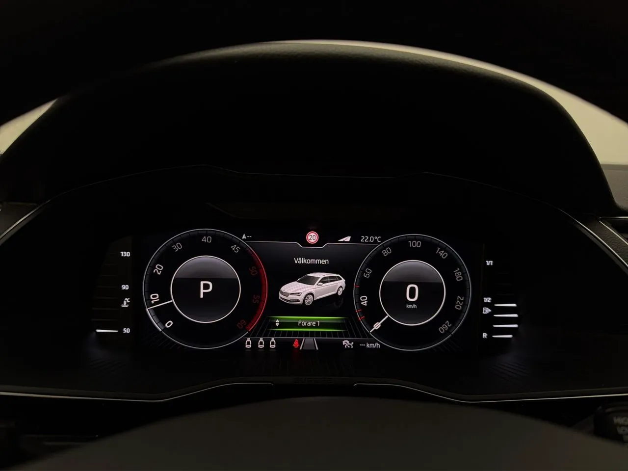 Vehicle image 20