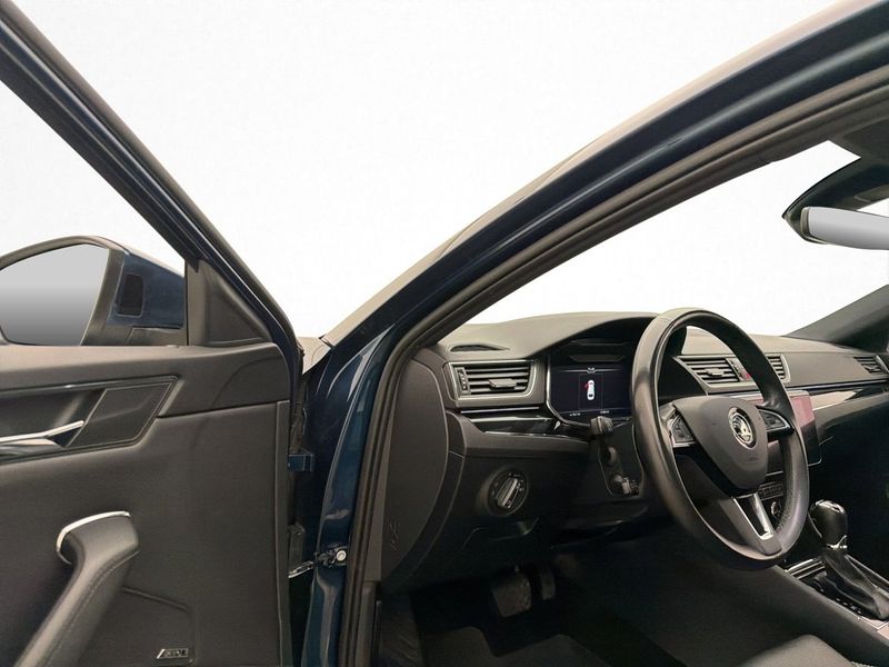 Skoda Superb bild 13