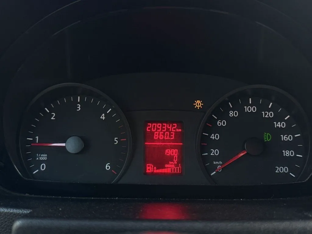 Vehicle image 20