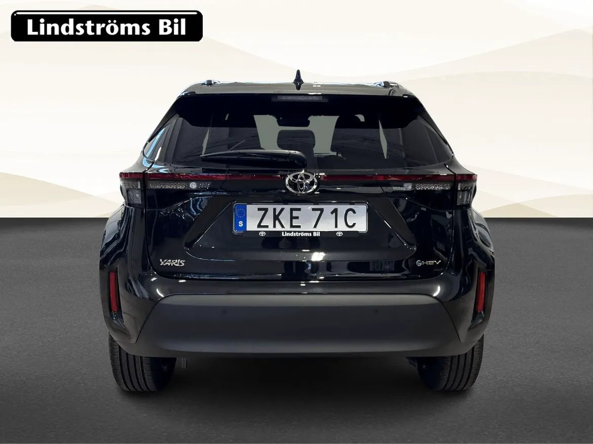 Vehicle image 7
