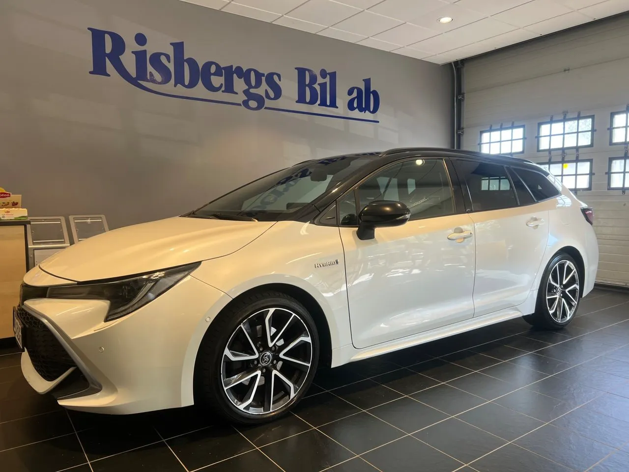 Vehicle image 1