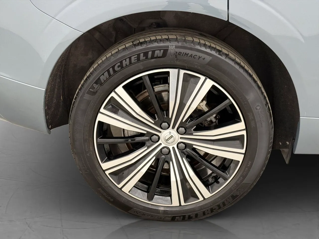 Vehicle image 36