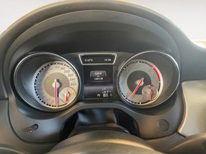 Mercedes CLA200 bild 12