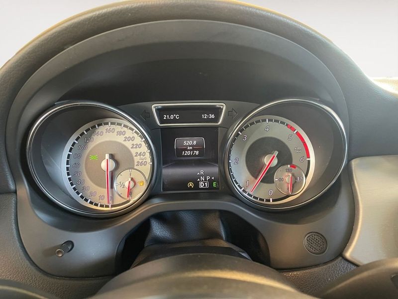 Mercedes CLA200 bild 12
