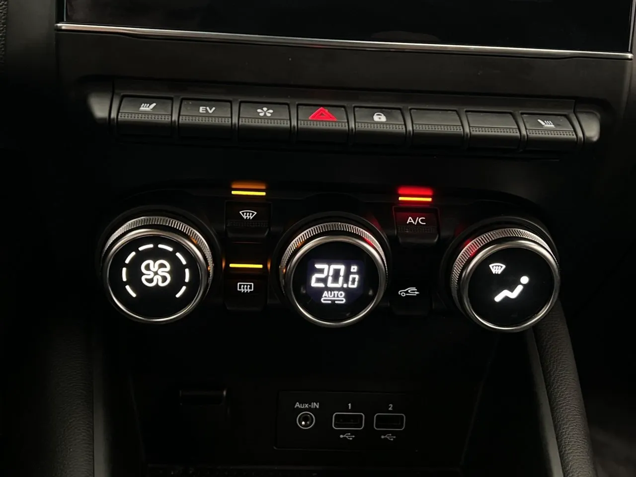 Vehicle image 20