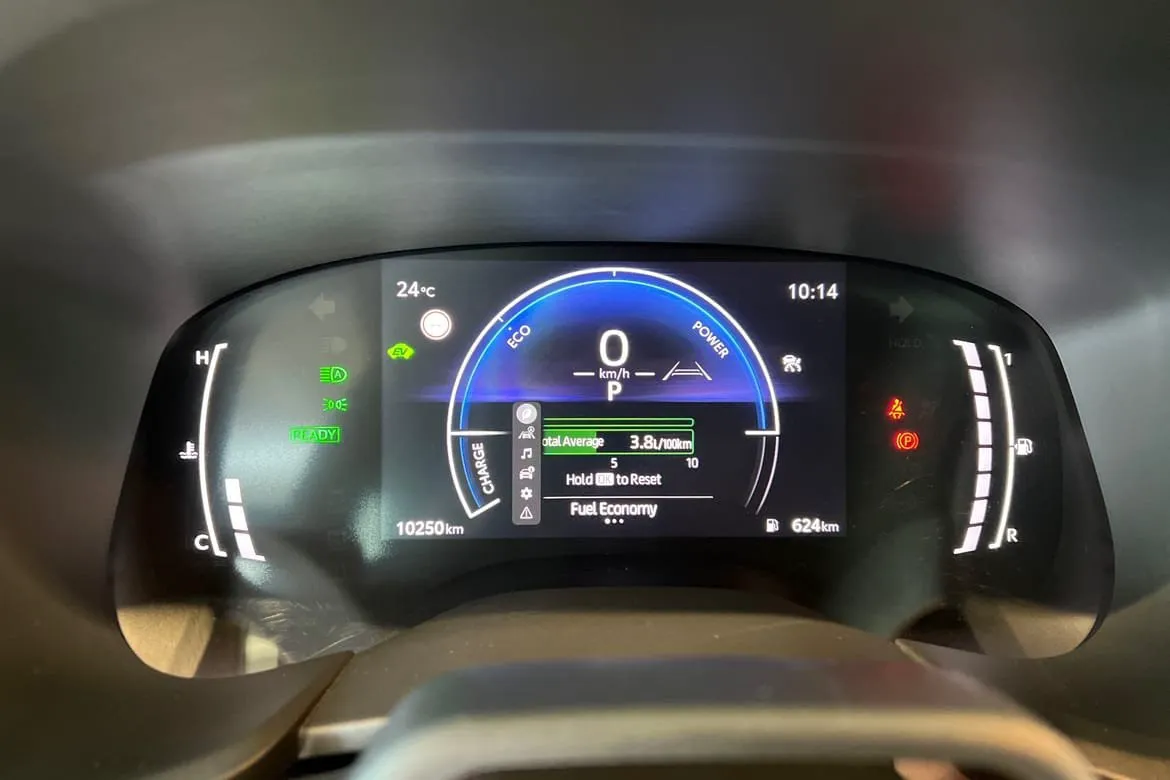Vehicle image 15