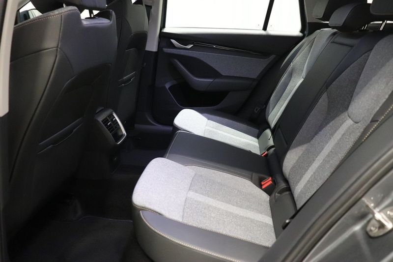 Skoda Octavia bild 8