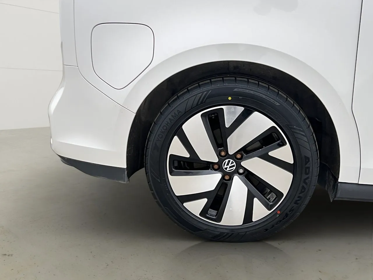 Vehicle image 36