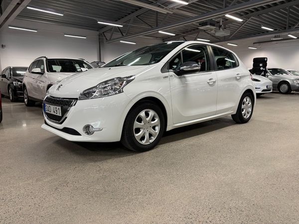Peugeot 208 5-dörrar 1.2 VTi 82 Panorama - 2013