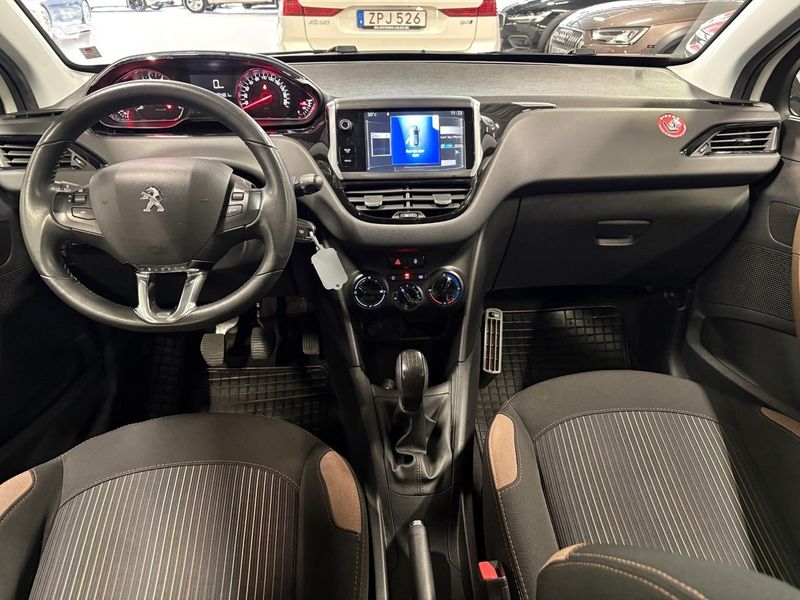 Peugeot 208 bild 9