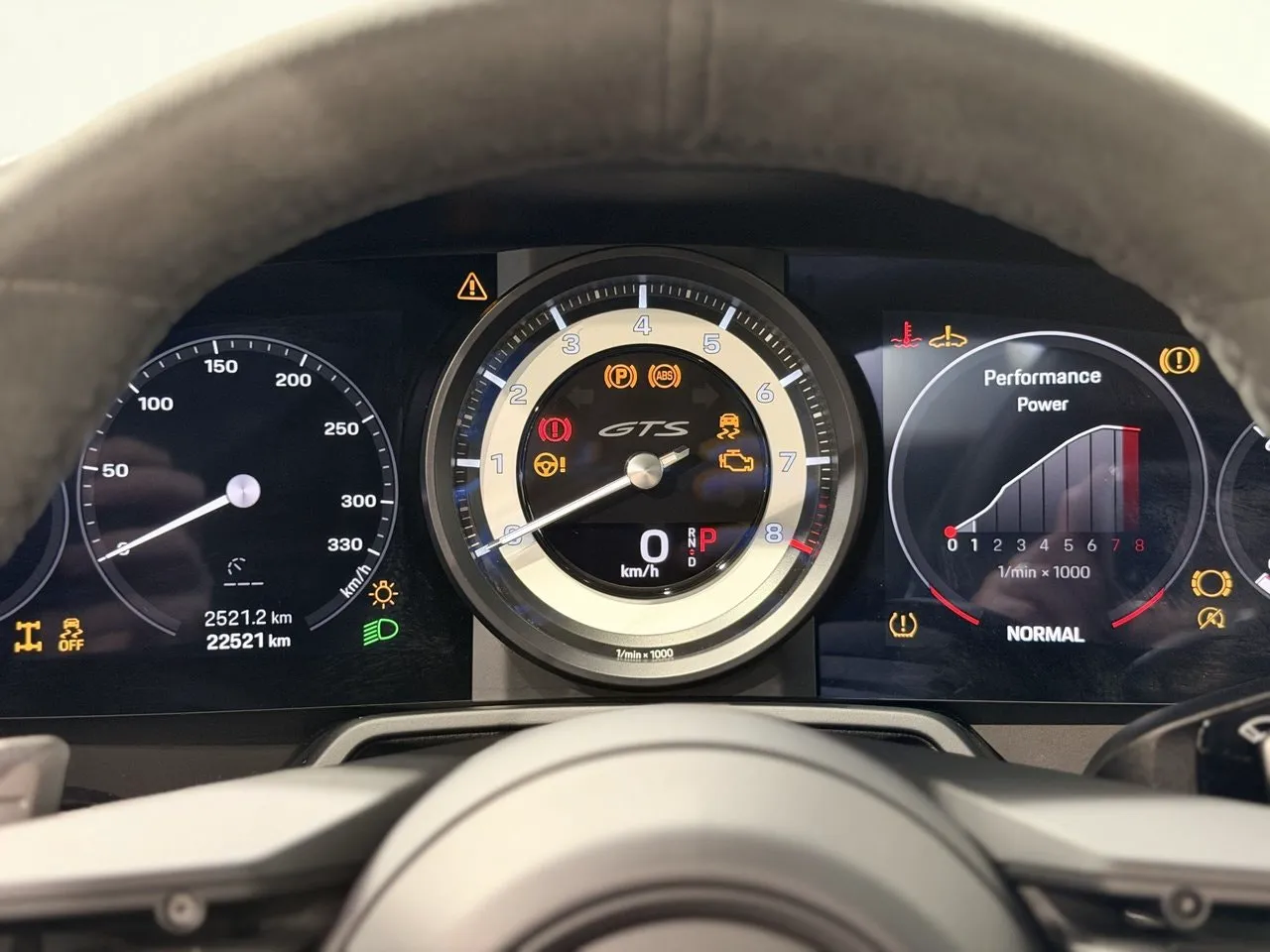 Vehicle image 23