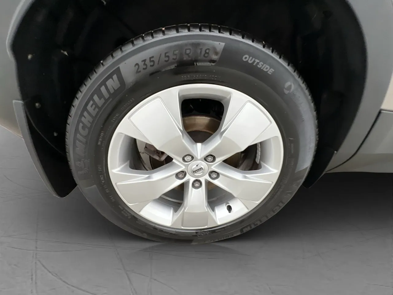Vehicle image 36
