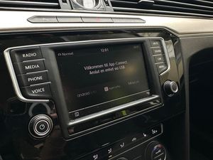 Volkswagen Passat bild 22