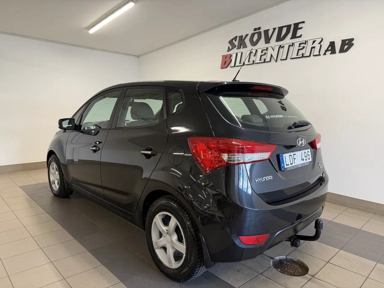 Vehicle image 2