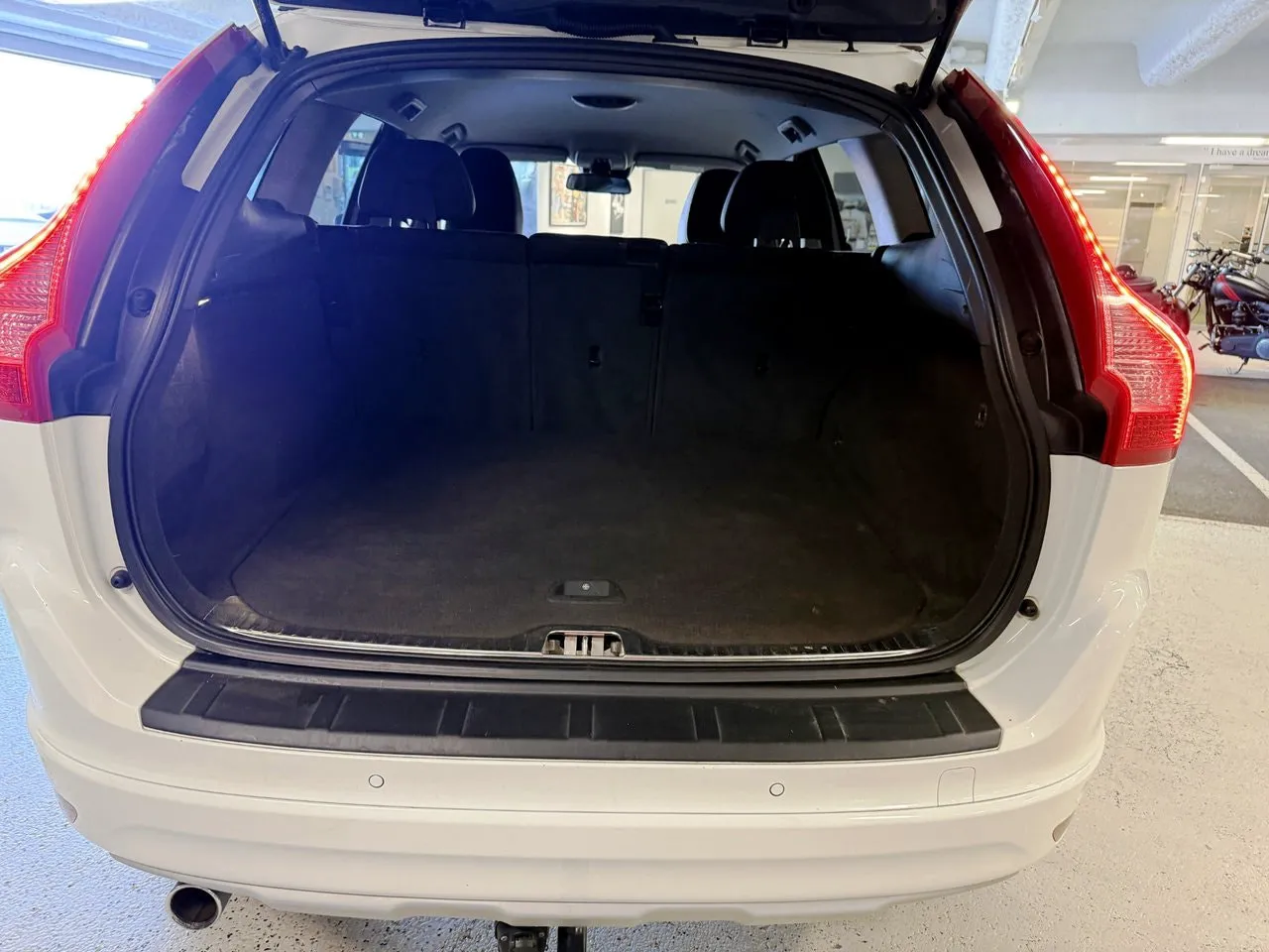 Vehicle image 22